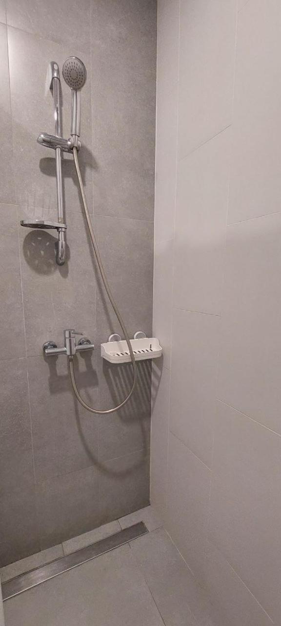 Apartment затишна, стильна студія біля виставкового центру